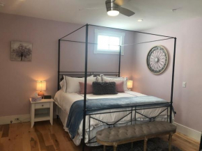 Luxurious Private Suites in Downtown Charleston